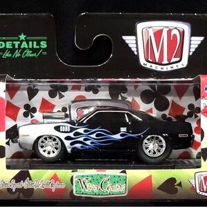 M2 Machines 1971 Plymouth Cuda Collectible Car Model /3480